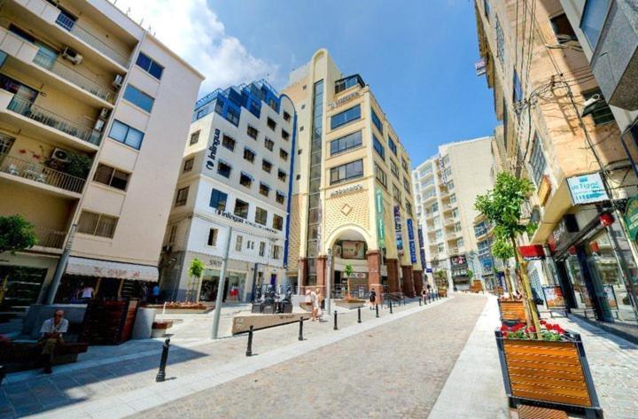 Spectacular Apartment Valletta And Harbour Views Sliema Bagian luar foto