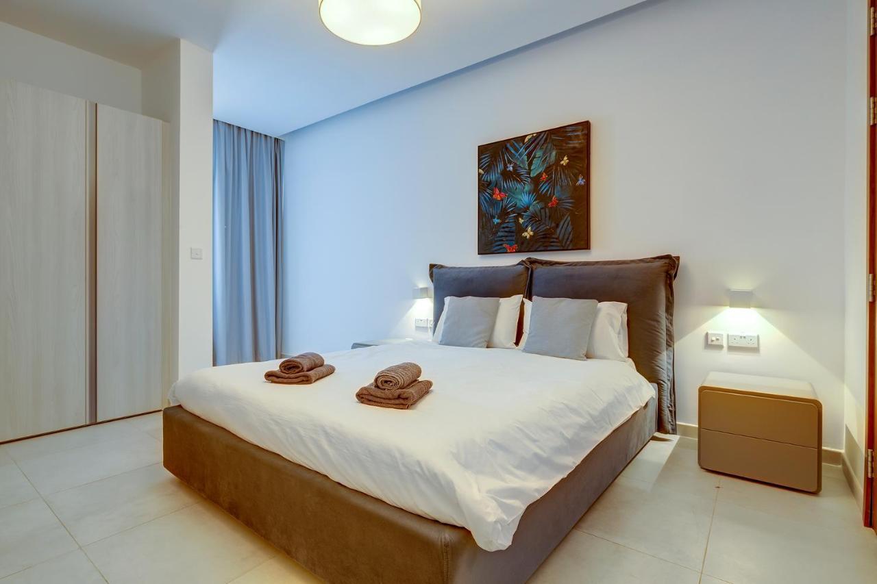 Spectacular Apartment Valletta And Harbour Views Sliema Bagian luar foto