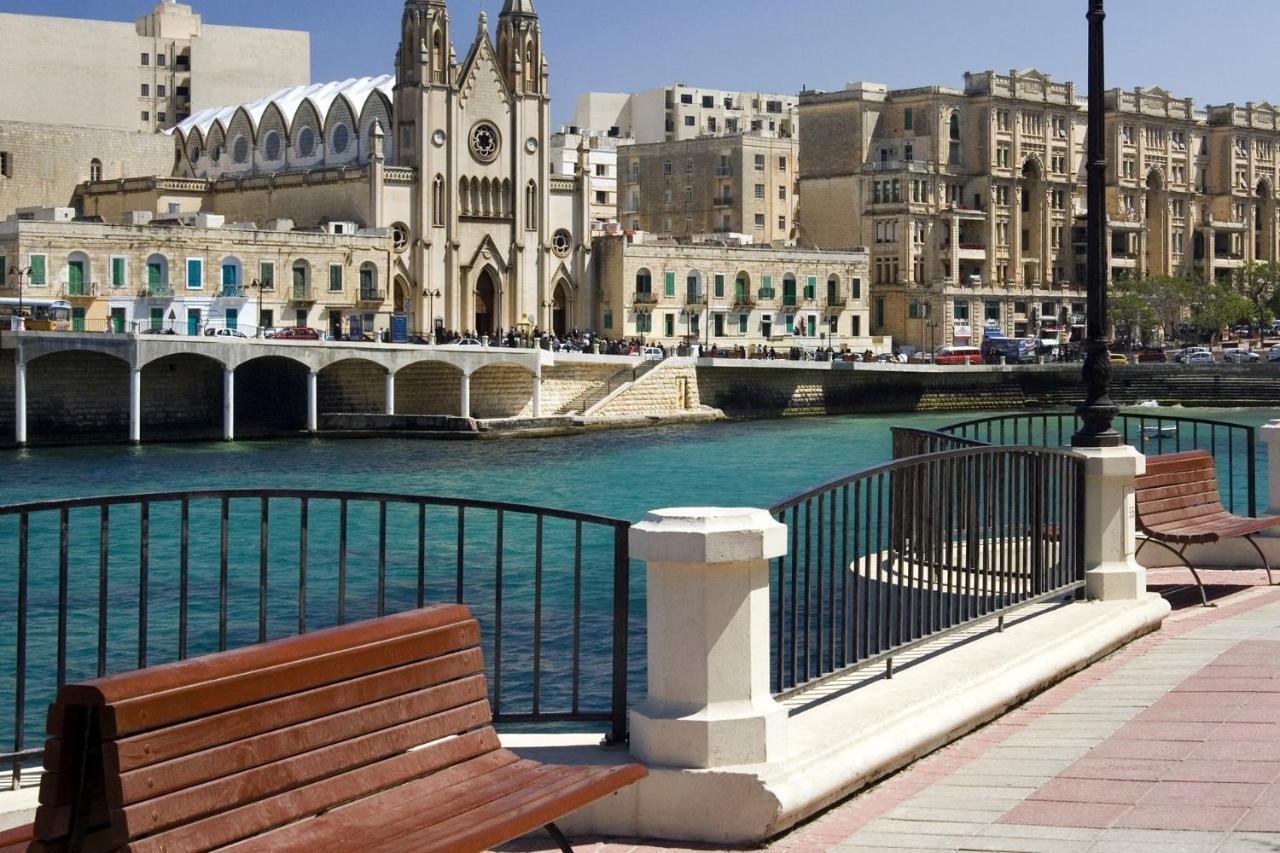 Spectacular Apartment Valletta And Harbour Views Sliema Bagian luar foto