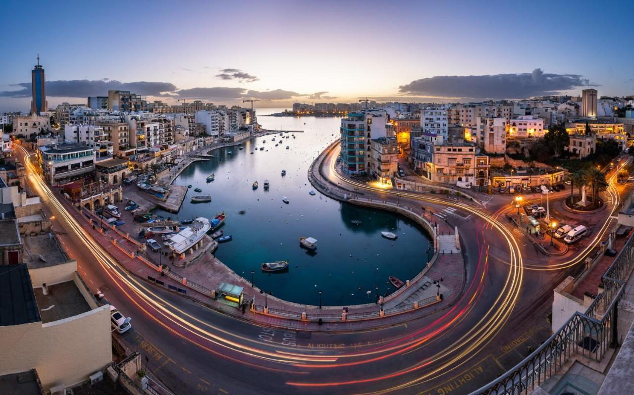 Spectacular Apartment Valletta And Harbour Views Sliema Bagian luar foto
